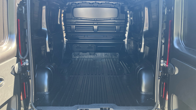 Renault Trafic Swb Diesel SL30 Blue dCi 130 Extra [Safety] Van